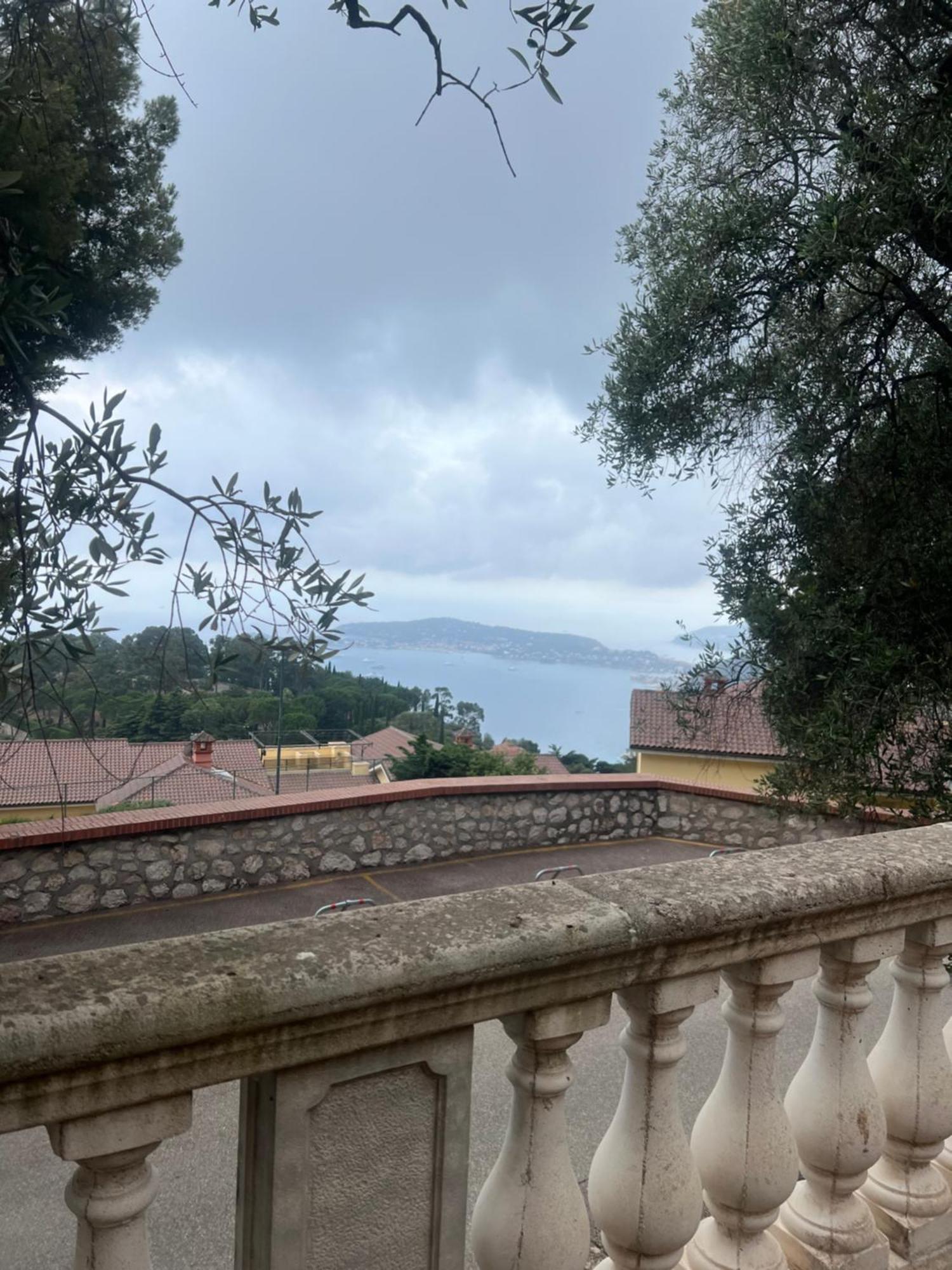 Bas De Villa Vue Mer Eze Village Dış mekan fotoğraf