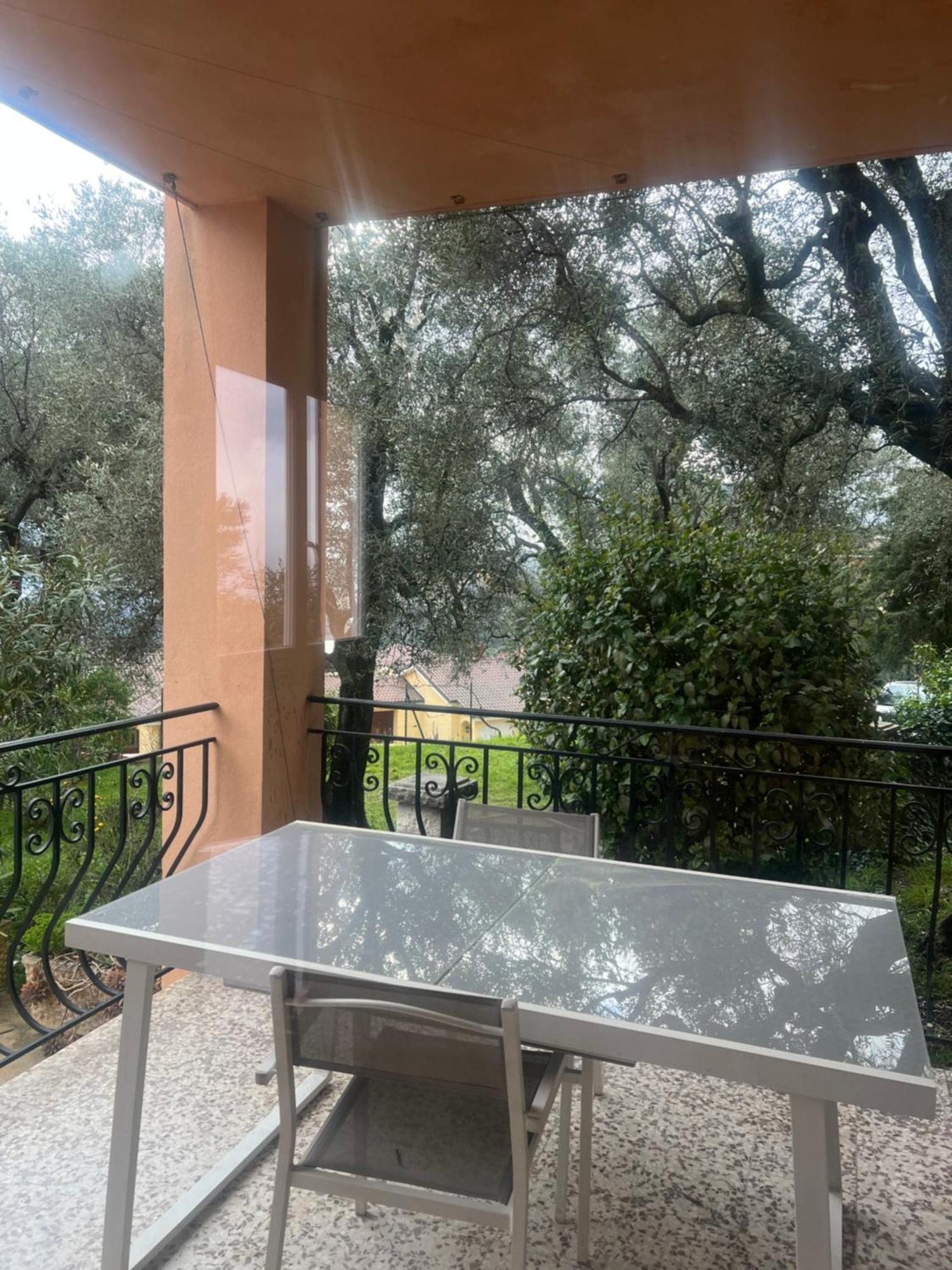 Bas De Villa Vue Mer Eze Village Dış mekan fotoğraf